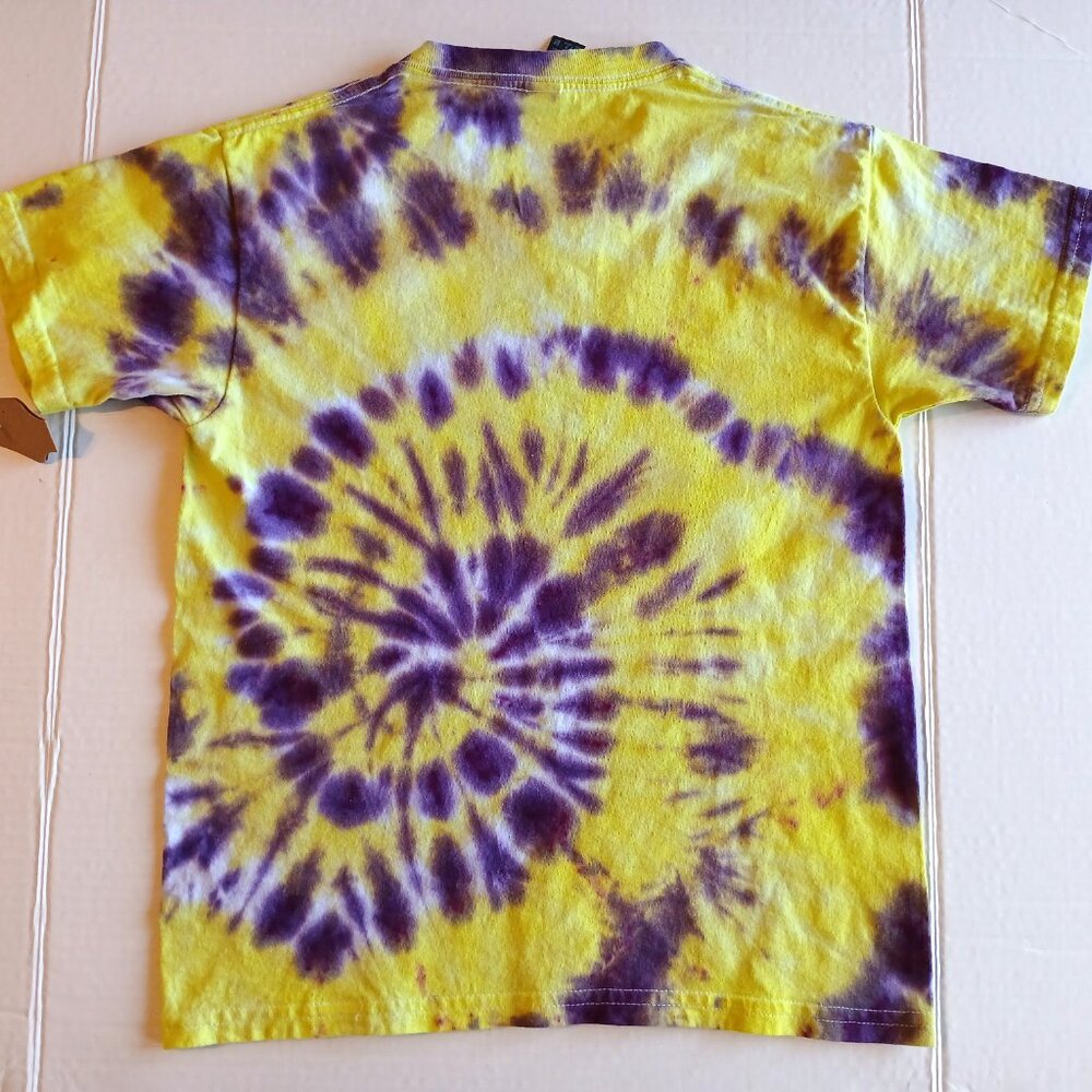 Yellow and Purple Tie Dye T Shirt with Swirl Pattern Unisex Kids Size Small - Picture 5 of 16